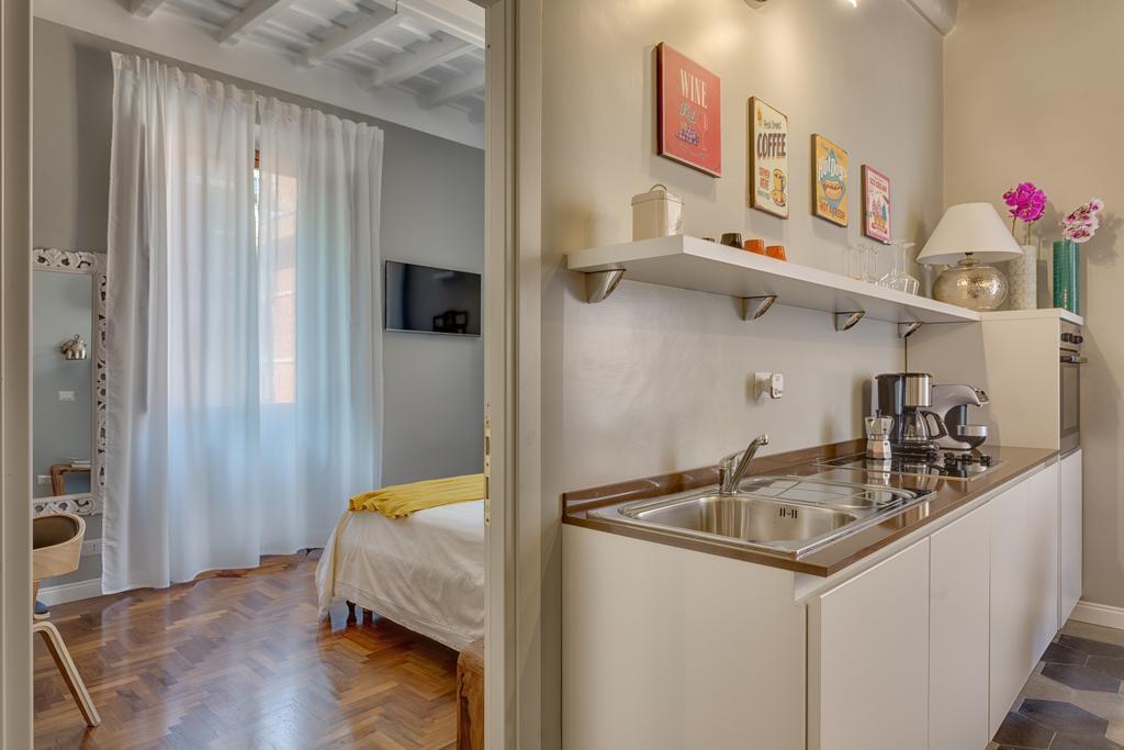 Romexperience Borgo Pio Apartment Room photo